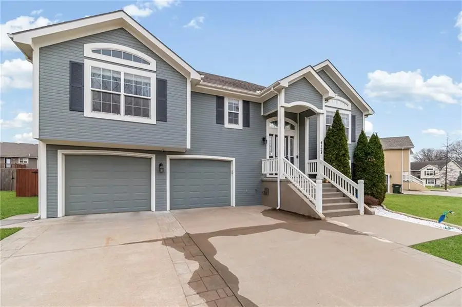 4128 Cades Cove, Leavenworth, KS 66048 - #2