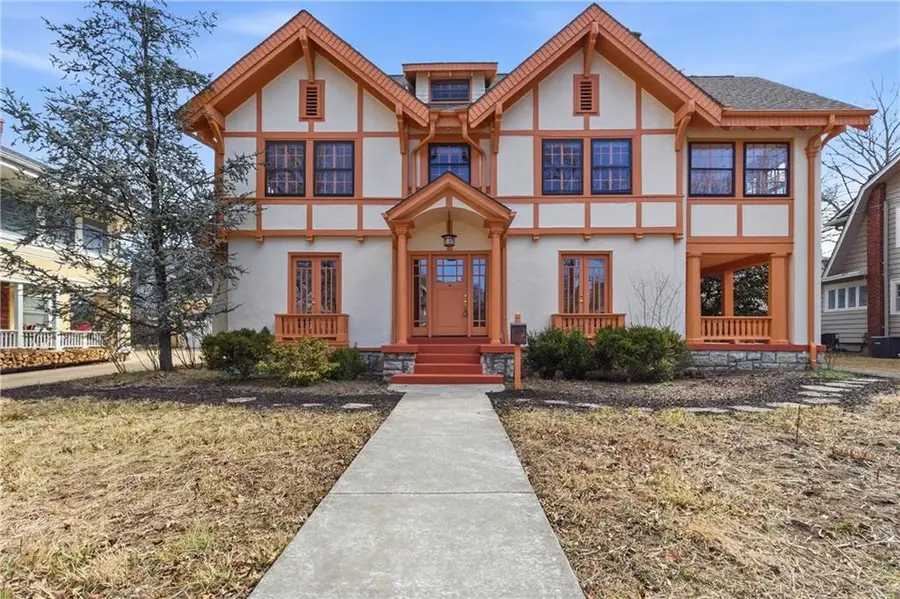 6117 Walnut Street, Kansas City, MO 64113 - #2