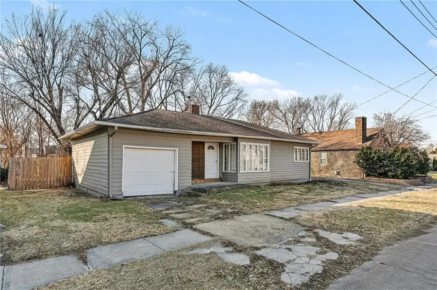 1132 Cooper Street, Chillicothe, MO 64601 - #3