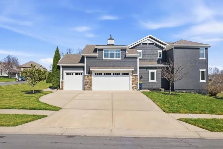 10231 N Kansas Avenue, Kansas City, MO 64155 - #3