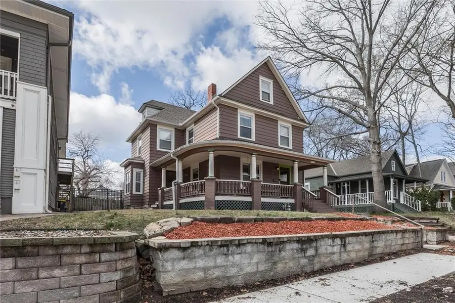 3928 Terrace Street, Kansas City, MO 64111 - #2