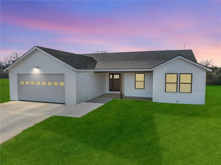 116 Westwood Drive, Gallatin, MO 64640 - #2