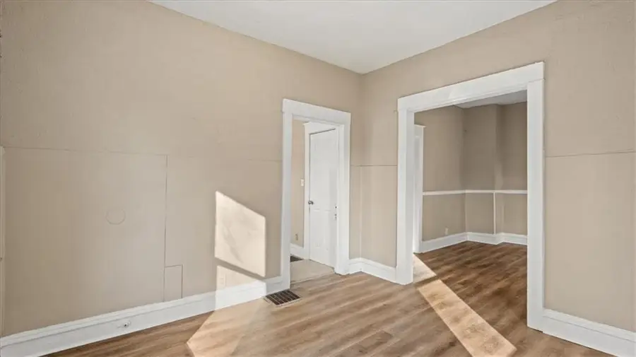 722 Everett Avenue, Kansas City, KS 66101 - #2