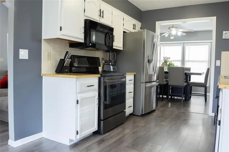 11526 N Wayne Avenue, Kansas City, MO 64155 - #3