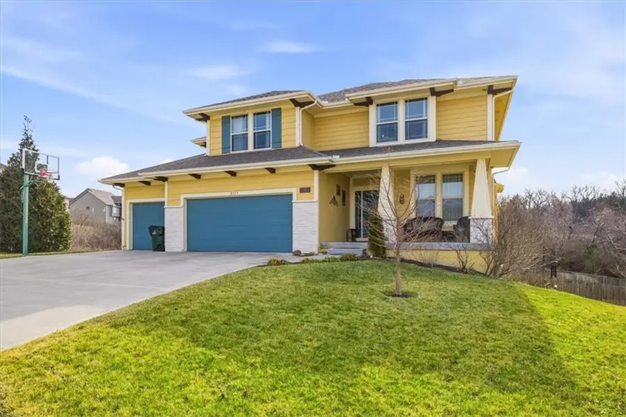 2717 W Sitka Drive, Olathe, KS 66061 - #2