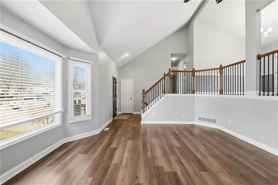 10804 W 76th Street, Shawnee, KS 66214 - #3