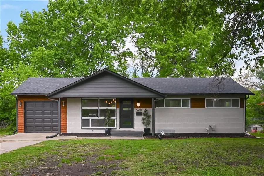 8605 Everett Street, Raytown, MO 64138 - #3