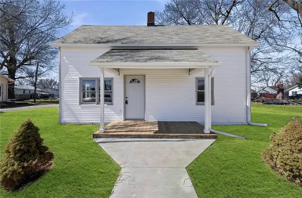 302 Wells Street, Orrick, MO 64077