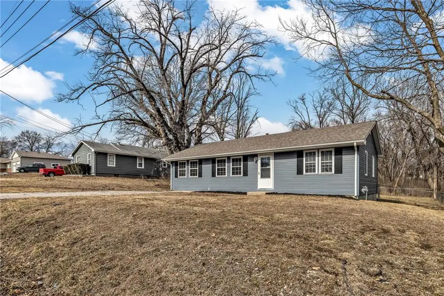 5300 NE 62nd Street, Kansas City, MO 64119 - #2