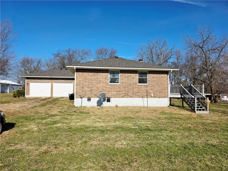 19533 Ks 52 Highway, Pleasanton, KS 66075 - #2
