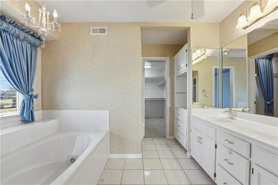 4240 SW Clipper Court, Lees Summit, MO 64082 - #3