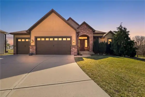 25007 W 77th Street, Shawnee, KS 66227