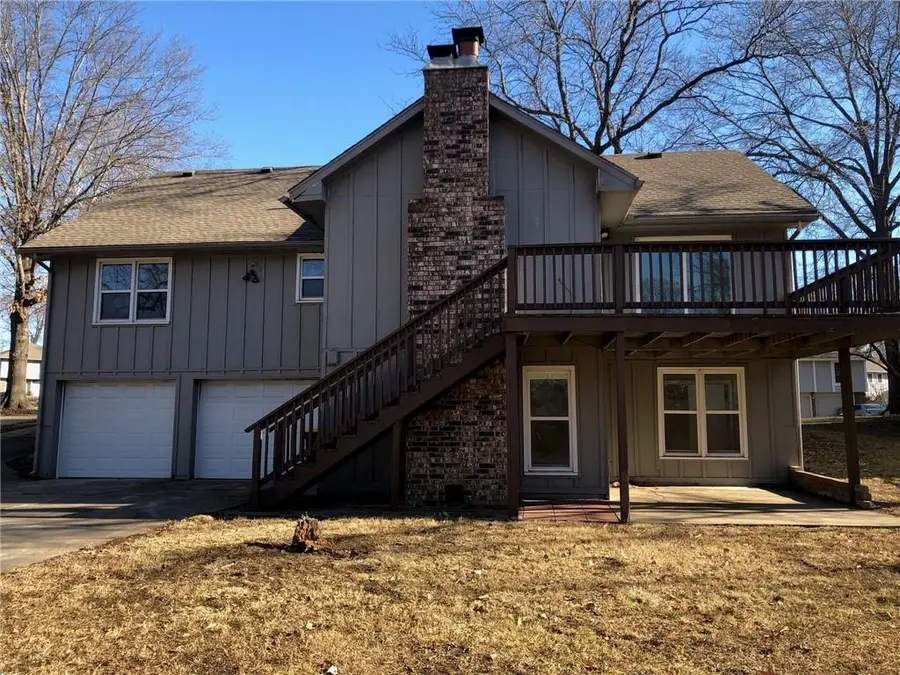 6012 Woodside Avenue, Kansas City, MO 64133 - #2