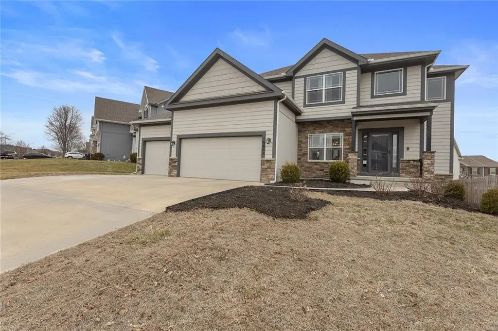 10809 N Randolph Avenue, Kansas City, MO 64157 - #1