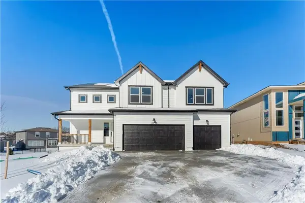 301 SW Amara Drive, Blue Springs, MO 64064