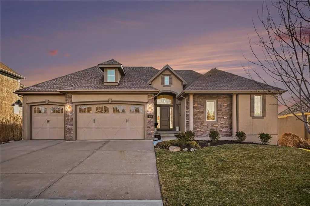 1819 NE 102nd Terrace, Kansas City, MO 64155 - #1