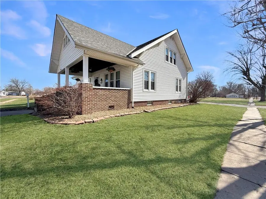 300 E 2nd Street, Norborne, MO 64668 - #3