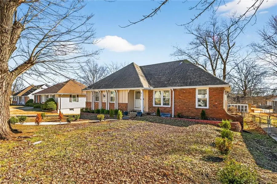 8117 E 96th Street, Kansas City, MO 64134 - #2