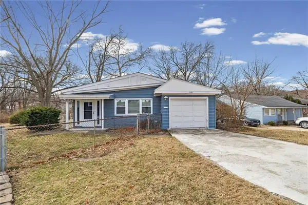 2407 NE 57th Terrace, Gladstone, MO 64118