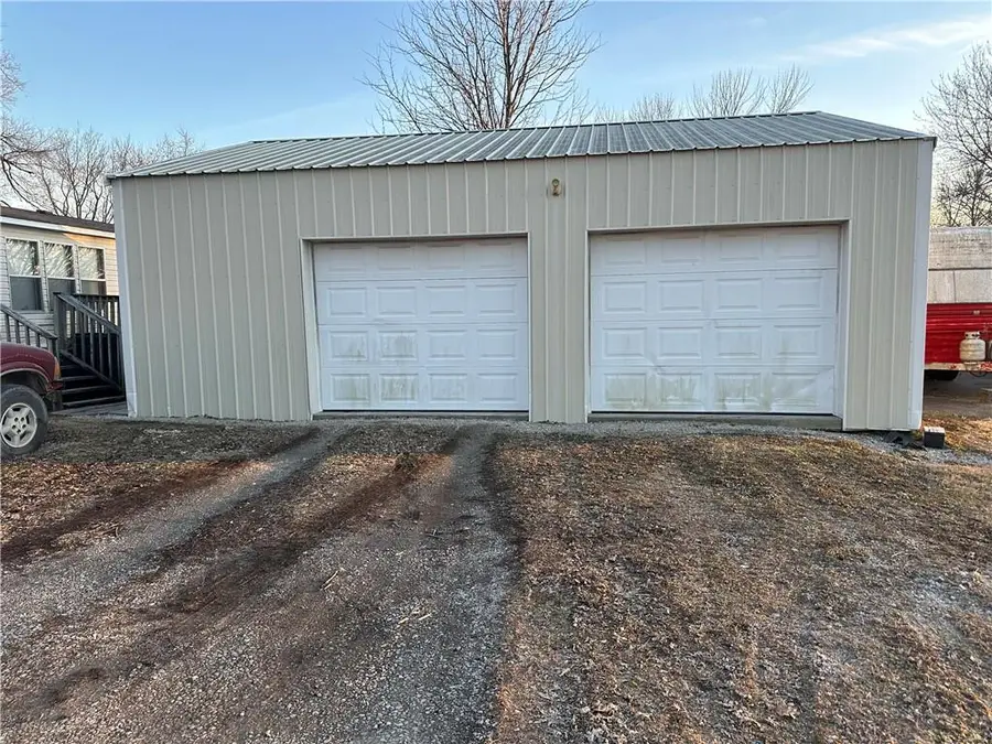 381 N Sheridan Street, Wheeling, MO 64688 - #2