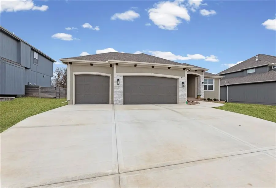 4712 NE 95th Terrace, Kansas City, MO 64156 - #2