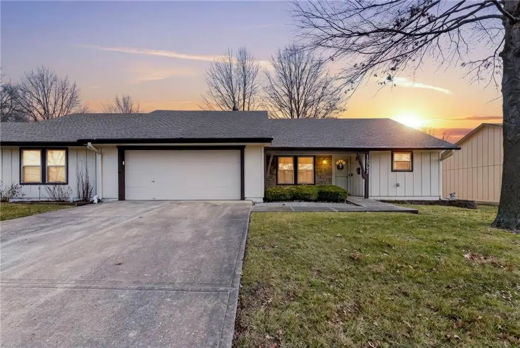 18795 Sunrise Drive, Belton, MO 64012 - #1