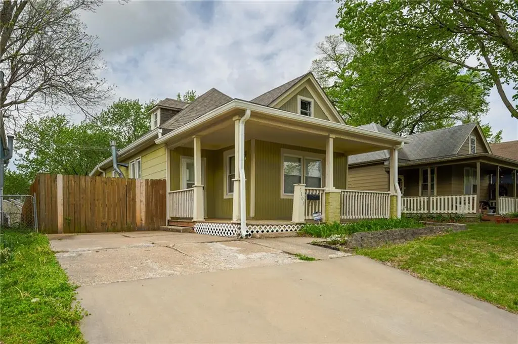 1103 N 13th Street, Leavenworth, KS 66048 - #1