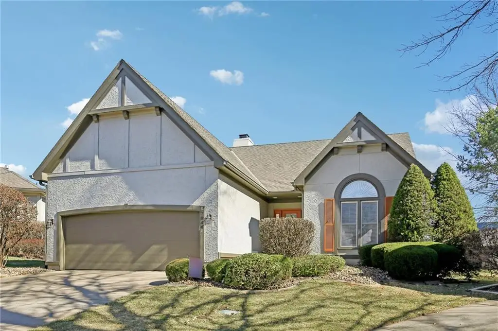 7844 W 118th Terrace, Overland Park, KS 66210 - #1