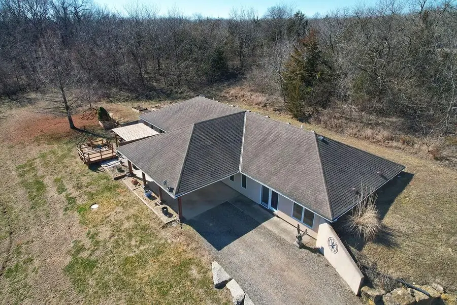 16245 62nd Street, Oskaloosa, KS 66066 - #2