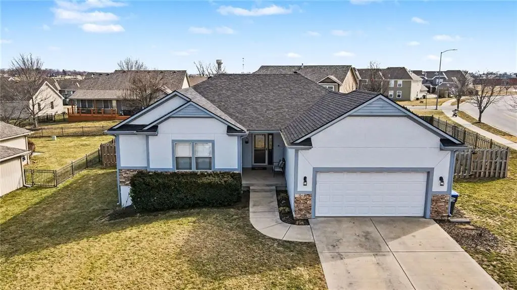 16019 Cedar Street, Basehor, KS 66007 - #1