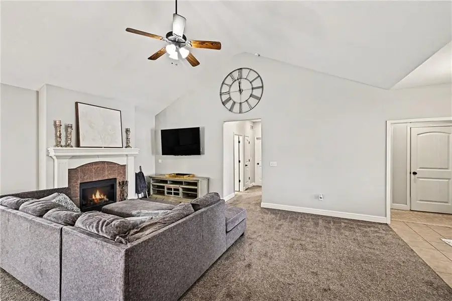 16019 Cedar Street, Basehor, KS 66007 - #3