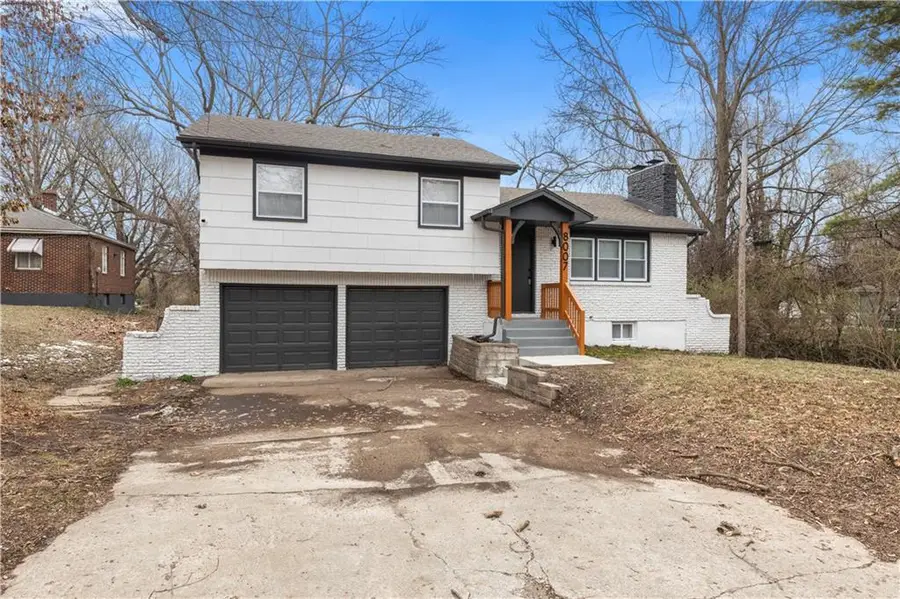 8007 Blue Ridge Boulevard, Raytown, MO 64138 - #2