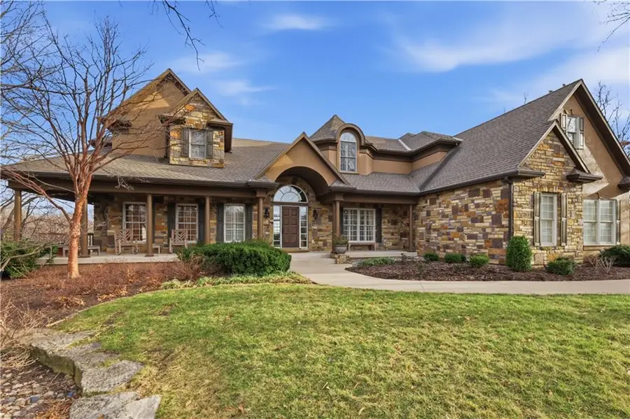 2635 Ashurst Lane, Lees Summit, MO 64081 - #3