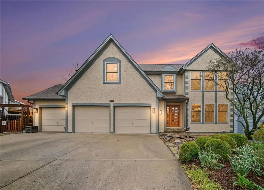 5700 NW Flintridge Court, Kansas City, MO 64151 - #1