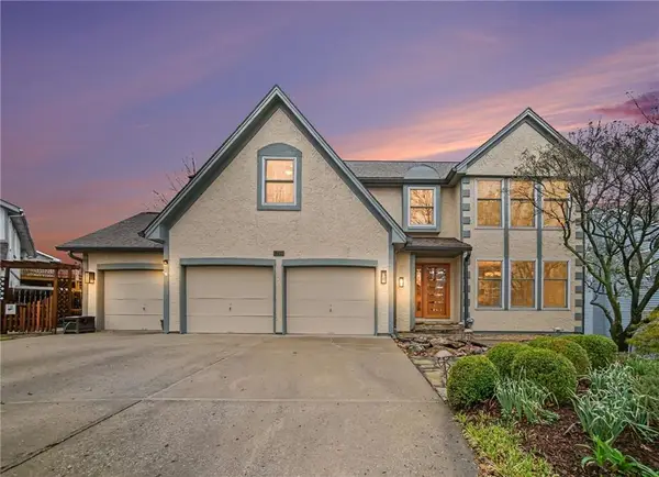 5700 NW Flintridge Court, Kansas City, MO 64151