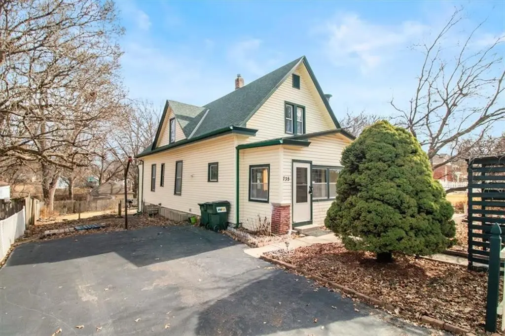 735 S Hawthorne Avenue, Independence, MO 64053 - #1