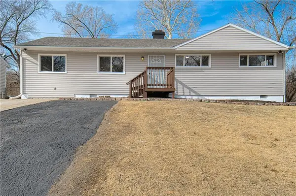 7716 E 112th Terrace, Kansas City, MO 64134