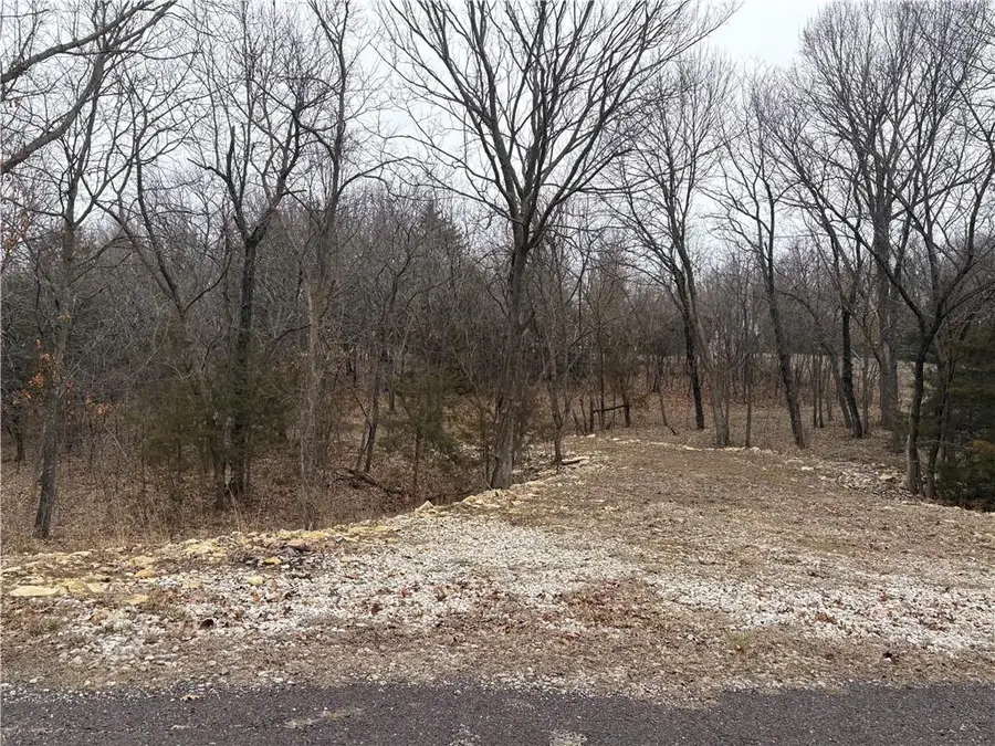 5 N Fascination Circle, Linn Valley, KS 66040 - #2