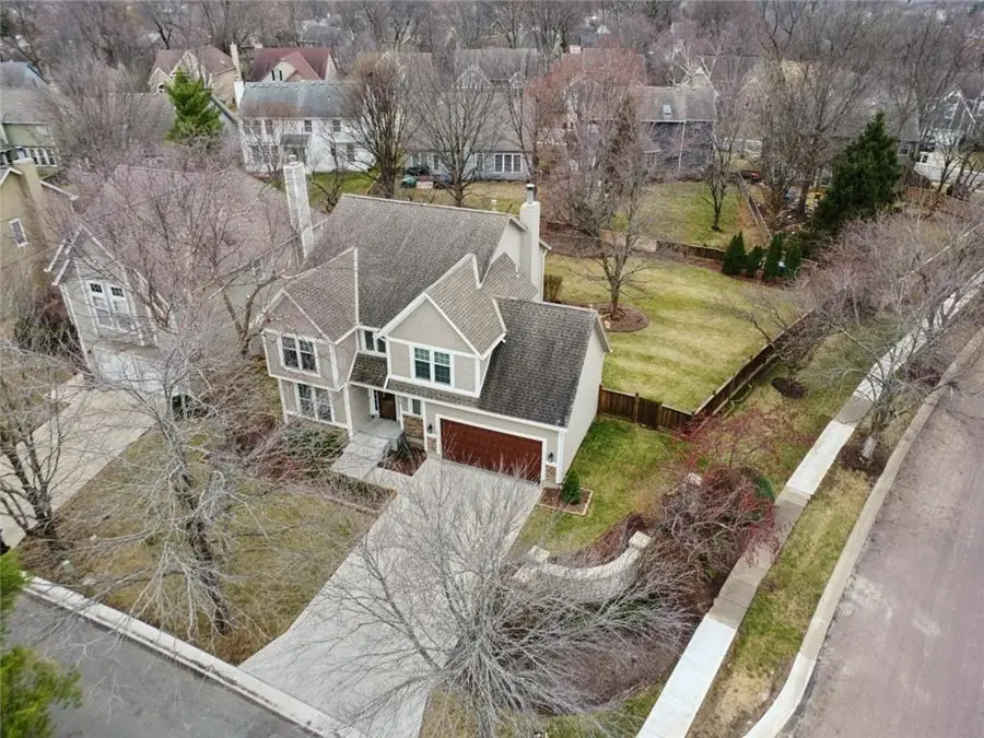 9419 W 124th Terrace, Overland Park, KS 66213 - #2