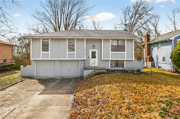 2916 Sweet Briar Drive, Independence, MO 64057