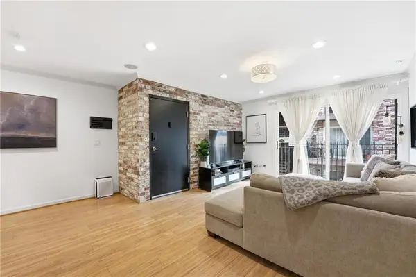 5004 Baltimore Street #204, Kansas City, MO 64112