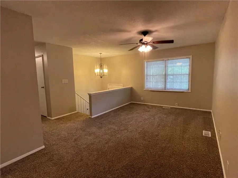 18904 E Arrowhead Drive, Independence, MO 64056 - #3