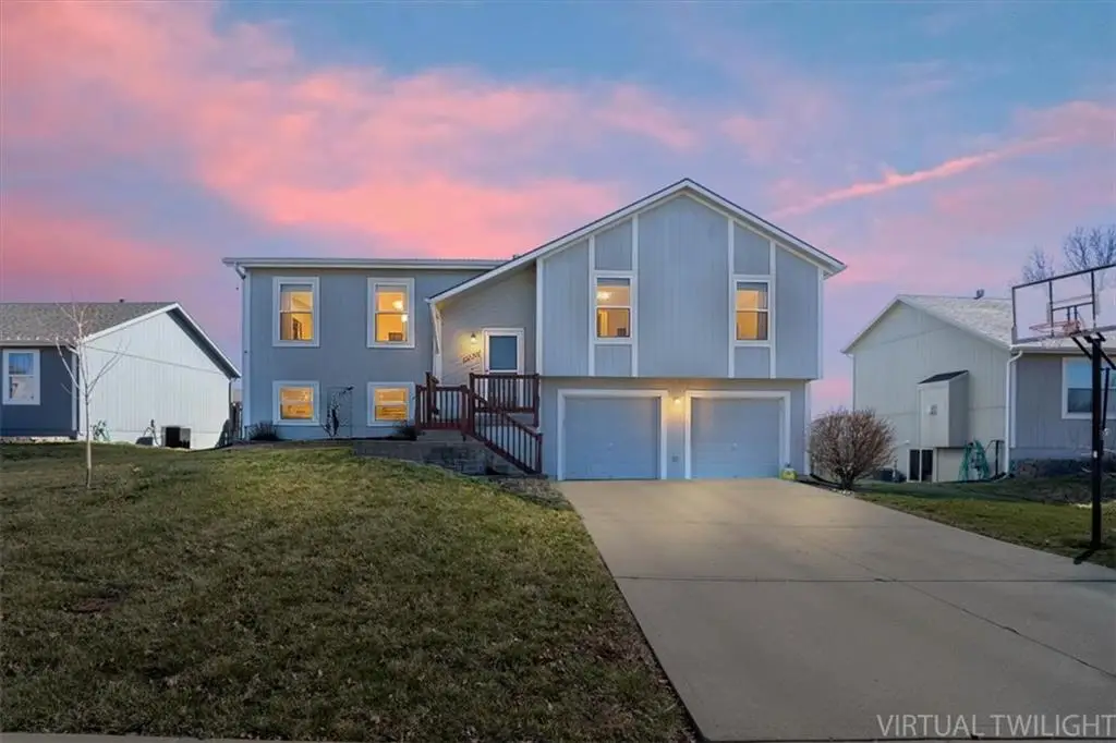 17187 S Dodge Street, Gardner, KS 66030 - #1