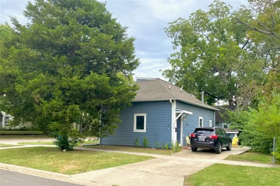 1300 New York Street, Lawrence, KS 66044 - #3