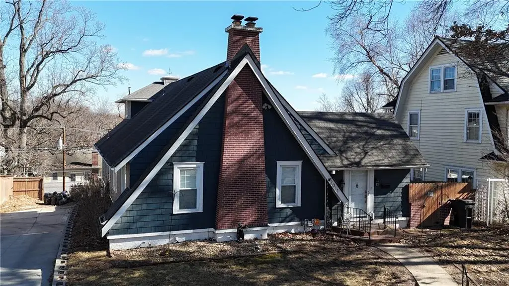 2011 Lovers Lane, Saint Joseph, MO 64505 - #1