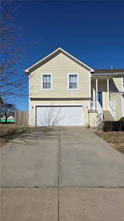 1400 S 5th Street E, Louisburg, KS 66053 - #1