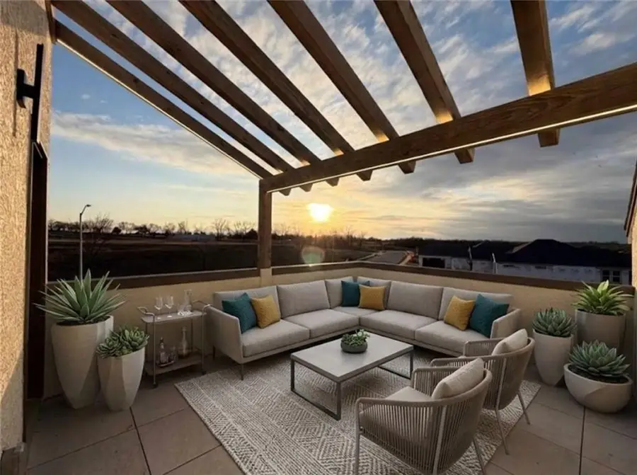 22158 W 116th Terrace, Olathe, KS 66061 - #2