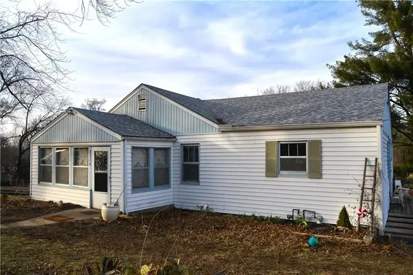 8714 E 59 Street, Kansas City, MO 64129