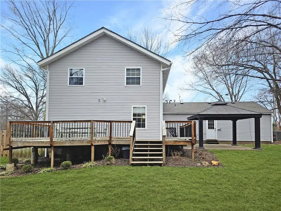 2100 & 2105 S Ellison Way, Independence, MO 64050 - #3