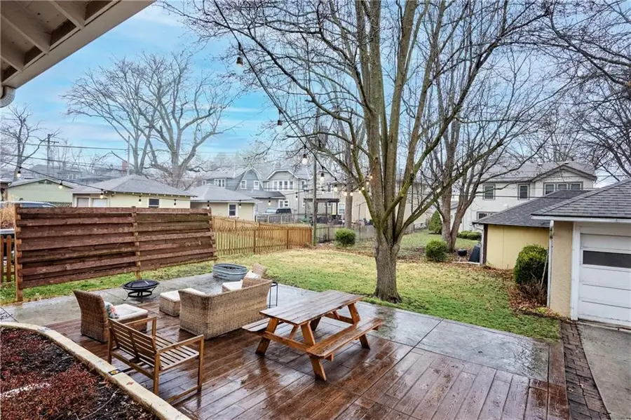 7232 Madison Avenue, Kansas City, MO 64114 - #3